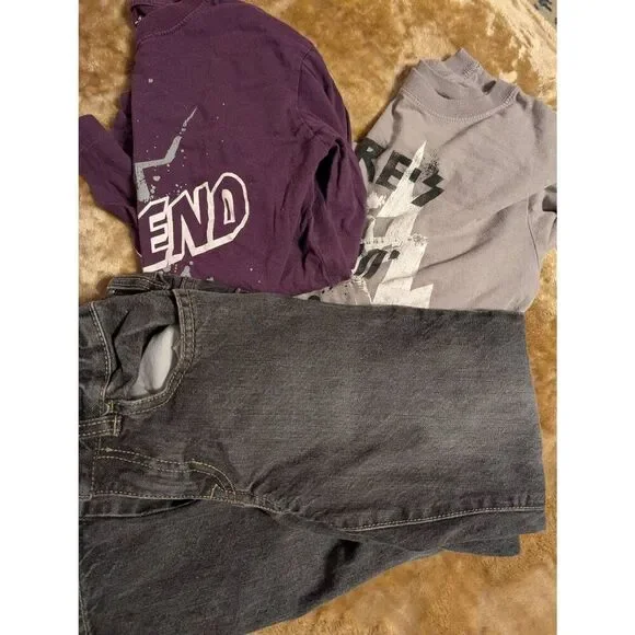 Boys Children's Place Bundle, Two Rock-N-Roll Lightweight Long sleeve T-Shirts w - Picture 10 of 10